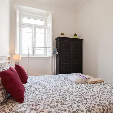 Maques Pombal T2 * Lisboa